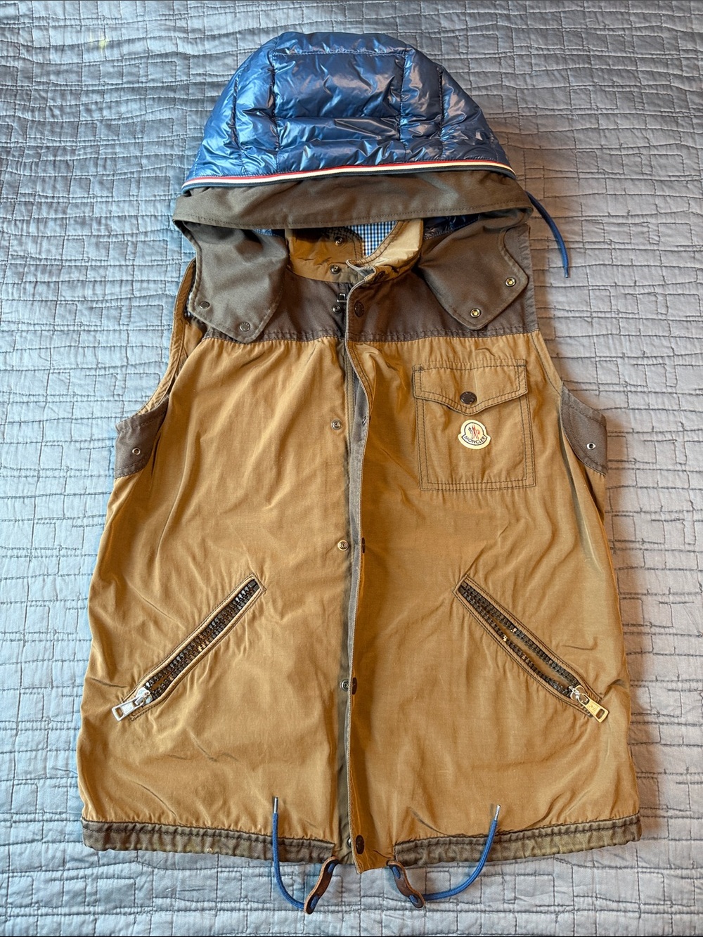 Moncler men’s Brown Vest with Blue down puffer Hood size 4